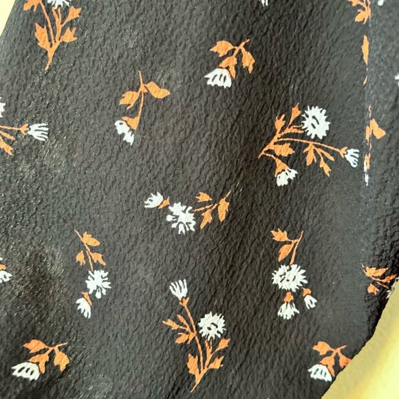 Madewell Top Women XS Black Tossed Floral Smock Neck Crinkled Long Sleeves - Picture 8 of 14